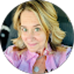 Profile photo of Danielle
