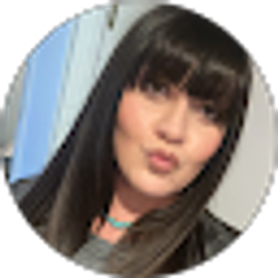 Profile photo of Carly Thomas