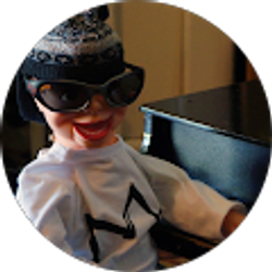 Profile photo of Granny Vega