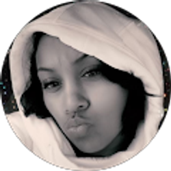 Profile photo of Courtney Yancy