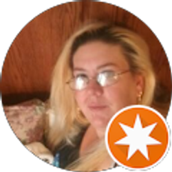 Profile photo of Holly Cardell