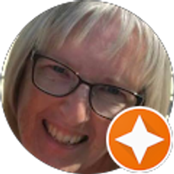 Profile photo of Debbie Siemieniewski
