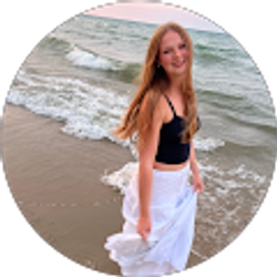 Profile photo of Evelyn Gruber