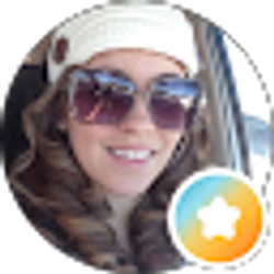 Profile photo of Lindsay Hanson