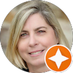 Profile photo of Elizabeth McQuiston