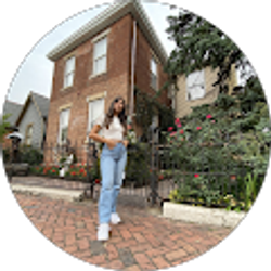 Profile photo of Jenni Coss