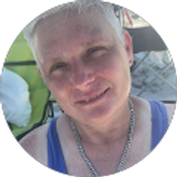 Profile photo of April Hupe