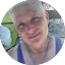 Profile photo of April Hupe