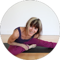 Profile photo of Claudia Neuman