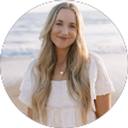 Profile photo of Gabrielle Clark