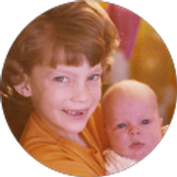 Profile photo of Laura Graf