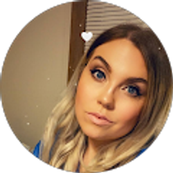 Profile photo of Ashley Smith