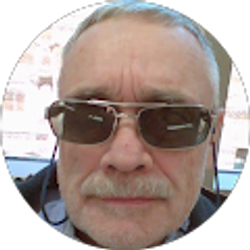 Profile photo of Harry Reinhardt