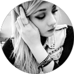 Profile photo of Sydney Elise