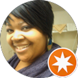 Profile photo of Nadia Davis