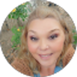 Profile photo of Toni Dearmon
