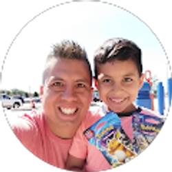 Profile photo of Roberto Rosas