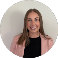 Profile photo of Hailey Roach