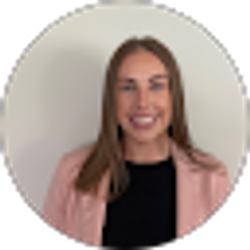 Profile photo of Hailey Roach