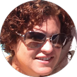 Profile photo of Jennifer Mateus