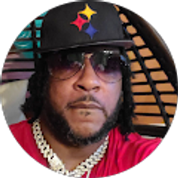 Profile photo of Richard Thomas