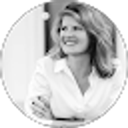Profile photo of Jennifer Hoitsma