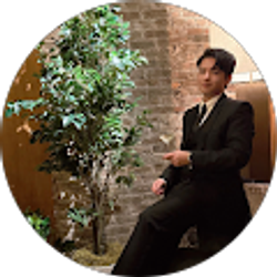 Profile photo of Jonas Suppanat