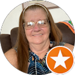 Profile photo of Elaine Hayes