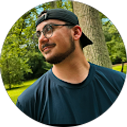 Profile photo of Julian Lopez