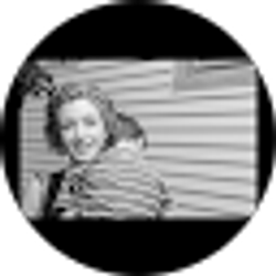 Profile photo of sarah mitchell