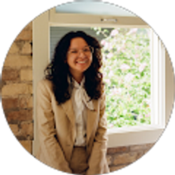 Profile photo of Victoria Hills