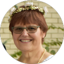 Profile photo of Rebecca Ward