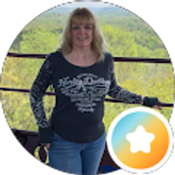 Profile photo of Darlene Dennis