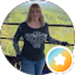 Profile photo of Darlene Dennis
