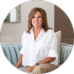 Profile photo of Donna Terry