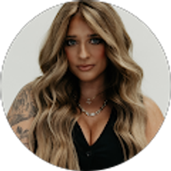 Profile photo of Kaleigh Dietz