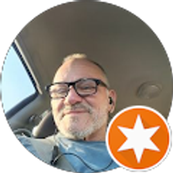 Profile photo of Ray Guzman