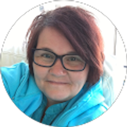 Profile photo of Jeannie Jalbert