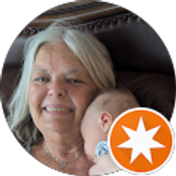 Profile photo of Roselyn Quinn