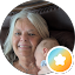 Profile photo of Roselyn Quinn