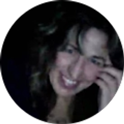 Profile photo of Laura Schmidt