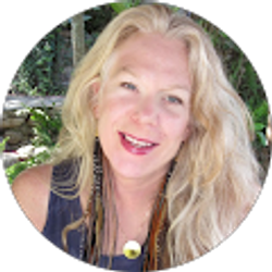 Profile photo of Gaye Lub