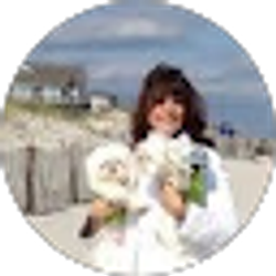 Profile photo of Gloria Maino