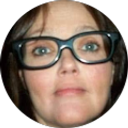 Profile photo of Kelly Friend