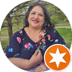 Profile photo of Carol Flores