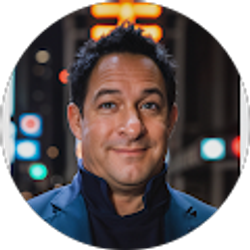 Profile photo of Enzo Costantiello