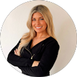 Profile photo of Krystal Owens