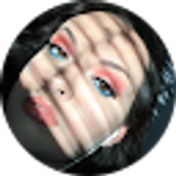 Profile photo of Rosie Flores