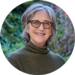 Profile photo of Lauren Assid