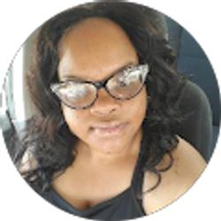 Profile photo of Carrie Banks